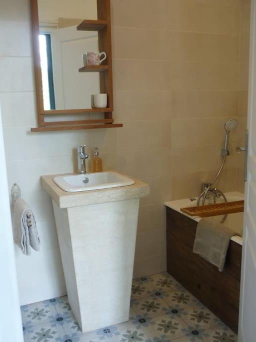Le Presbytere - Touillon, Jacuzzi, 4 Chambres Pour 10 Exterior photo